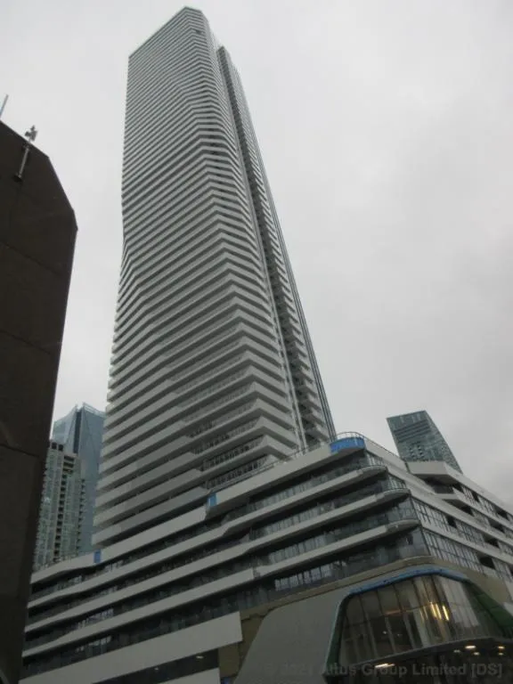 Pinnacle One Yonge - Prestige