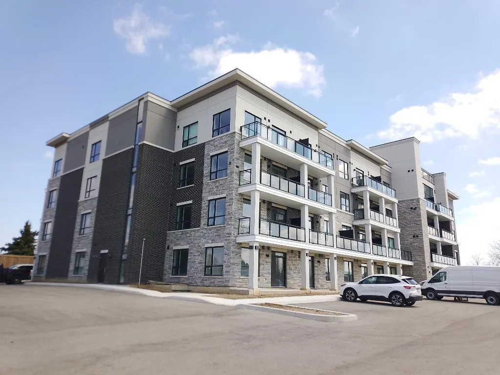 LUXE Condominium Residences